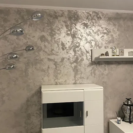 アパート De Lux クラヨーヴァ